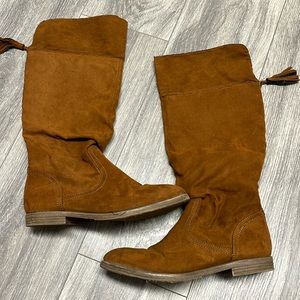 Very soft like leather material
